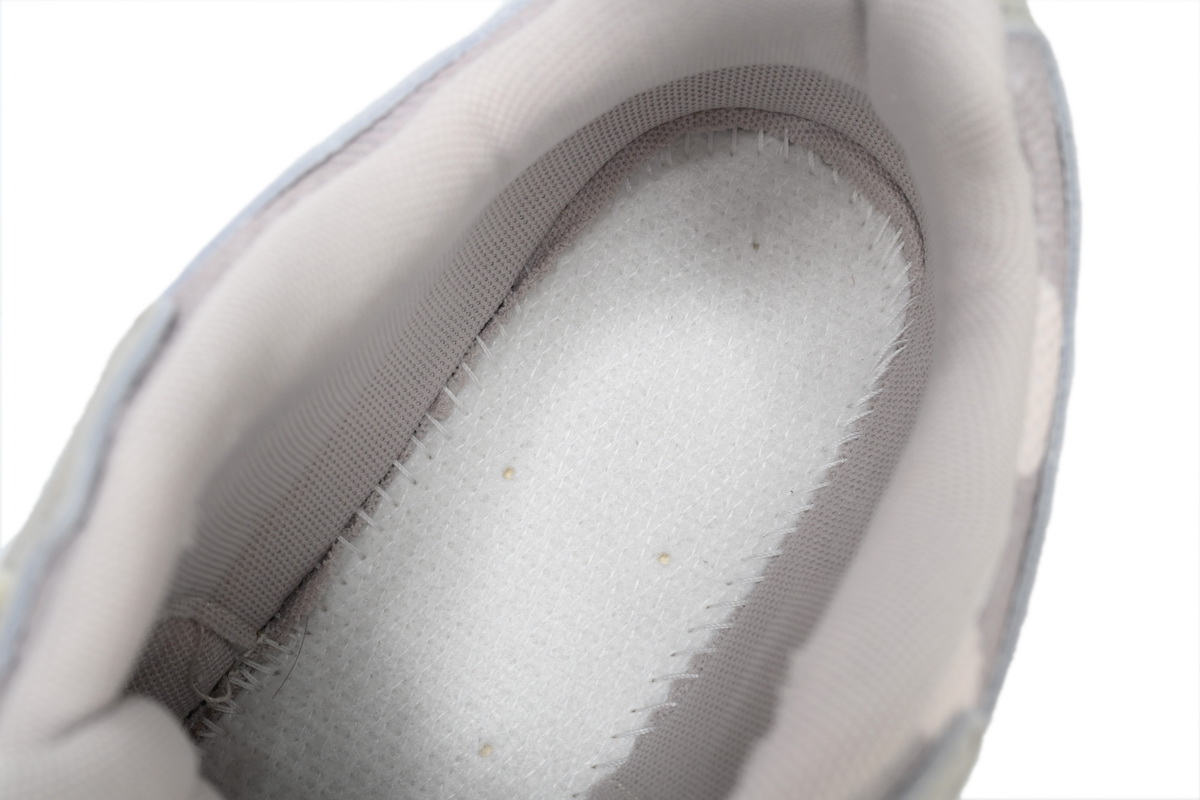 New Balance 1906R Polka Dot Moonrock M1906RPA