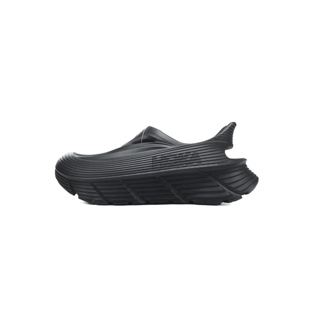 hoka one one black