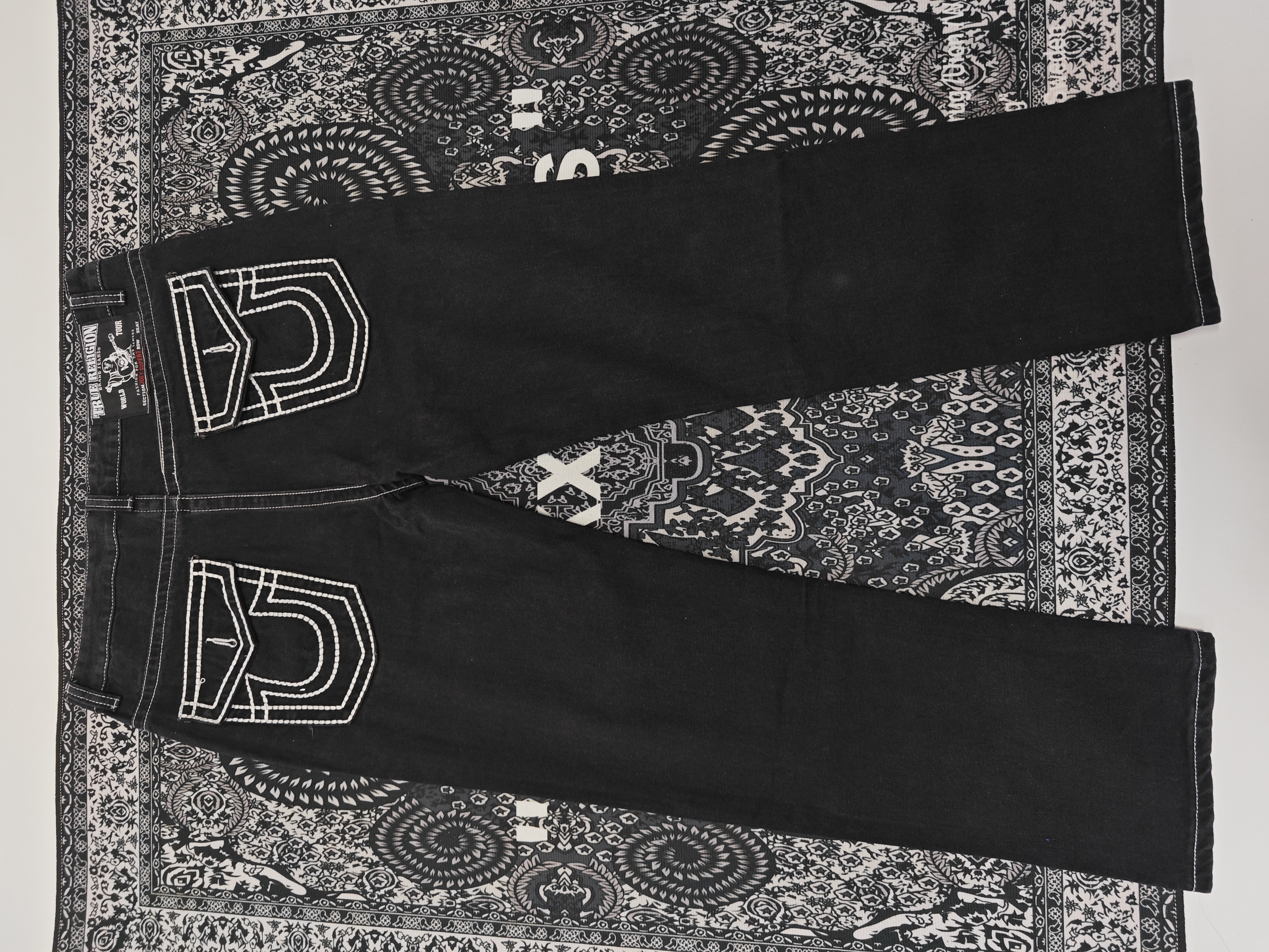 True Religion Black Straight Jean YZ0706