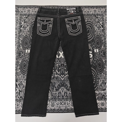 True Religion Black Straight Jean YZ0706 02