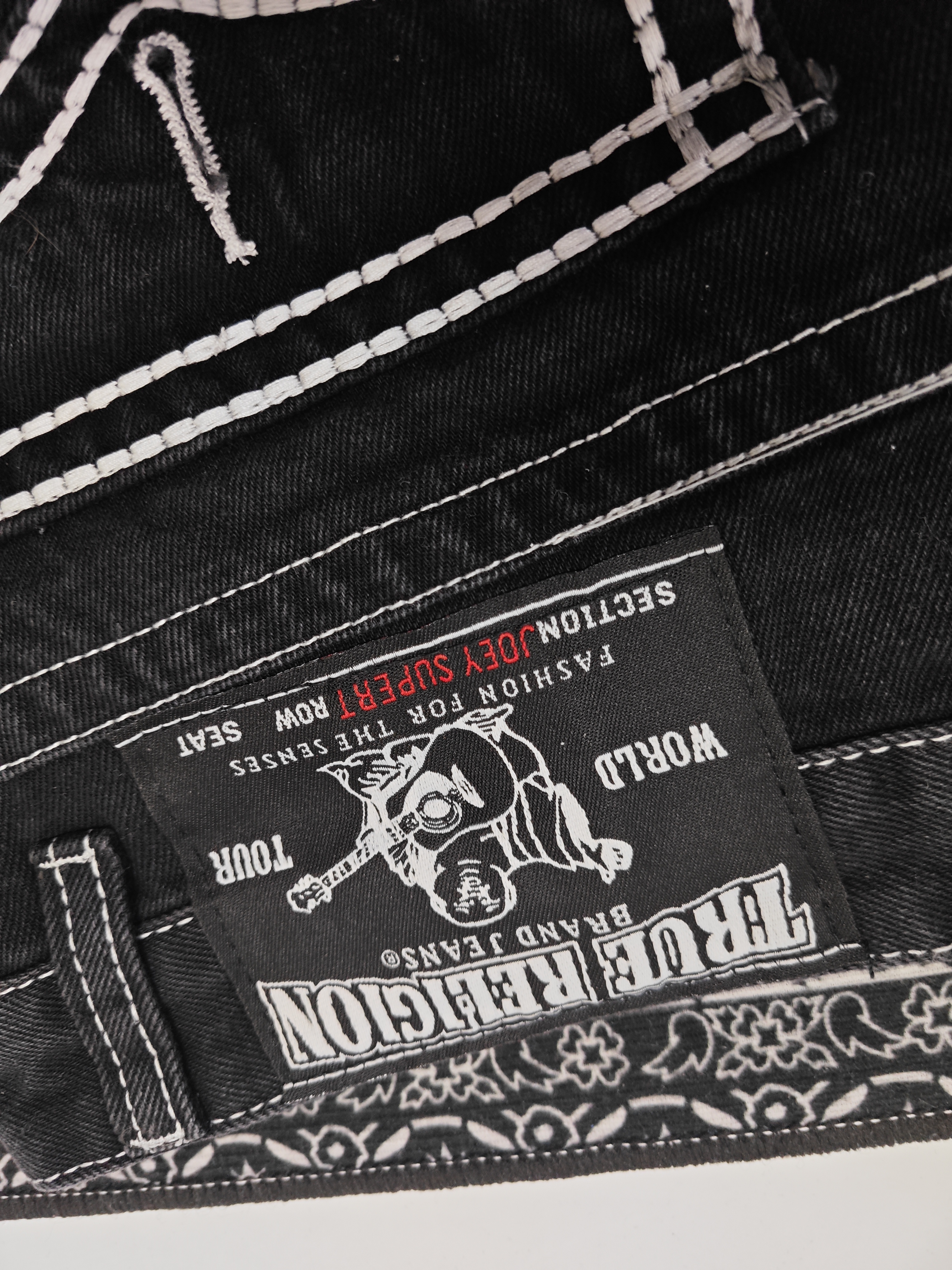 True Religion Black Straight Jean YZ0706