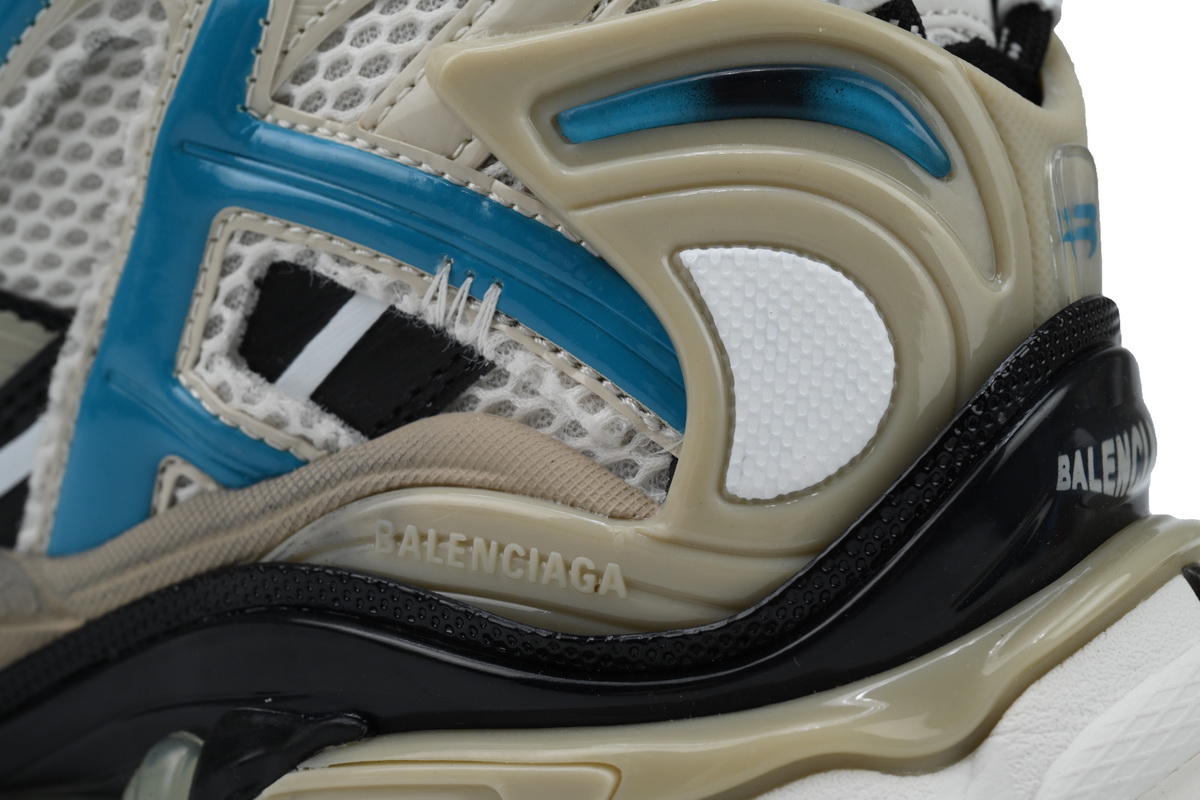 Balenciaga Runner Sneaker Beige Grey Blue 677403 W0RB6 2028