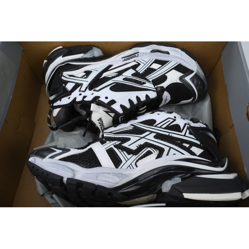 Balenciaga Runner Sneaker Black White 677403 Q3RB2 9010