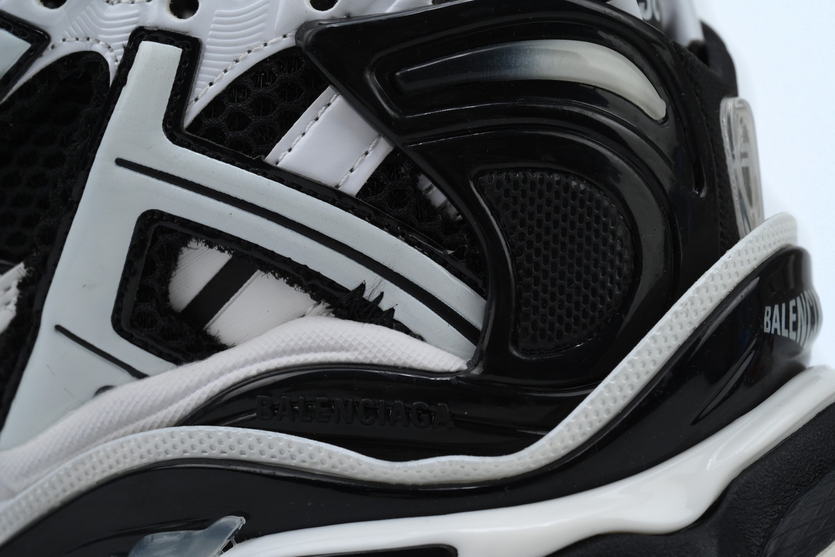Balenciaga Runner Sneaker Black White 677403 Q3RB2 9010