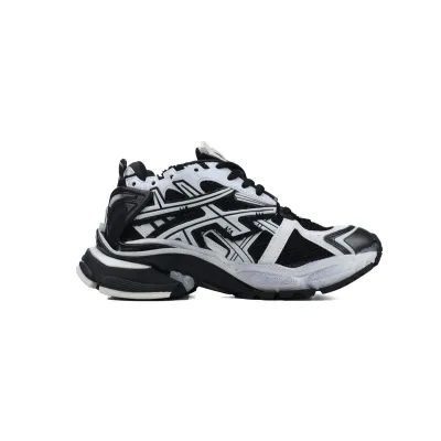 Balenciaga Runner Sneaker Black White 677403 Q3RB2 9010 02