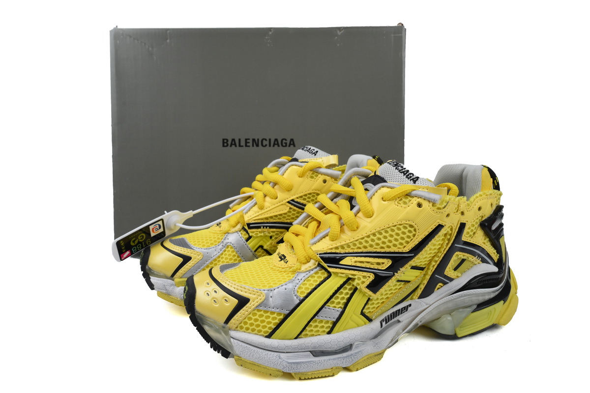 Balenciaga Runner Sneaker Black Yellow 677402 W2RJ5 2006