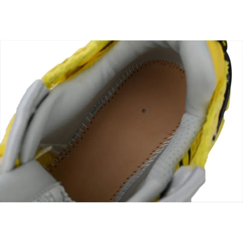Balenciaga Runner Sneaker Black Yellow 677402 W2RJ5 2006