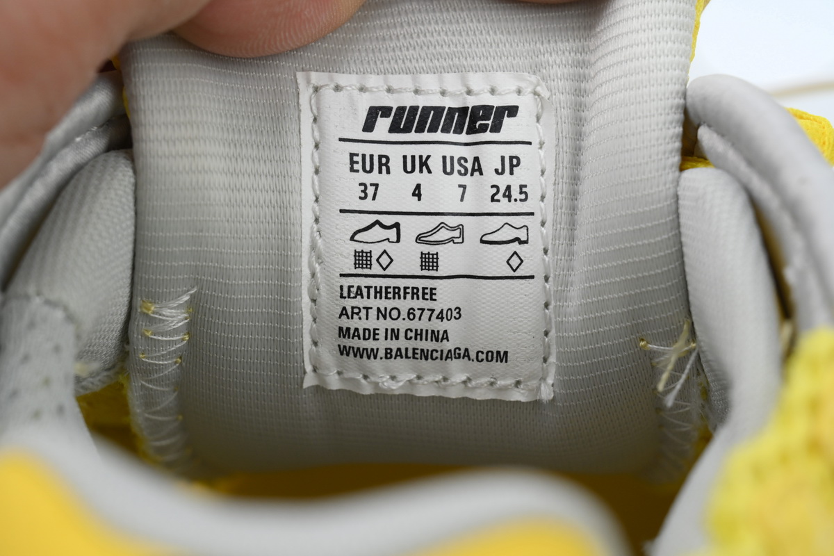 Balenciaga Runner Sneaker Black Yellow 677402 W2RJ5 2006