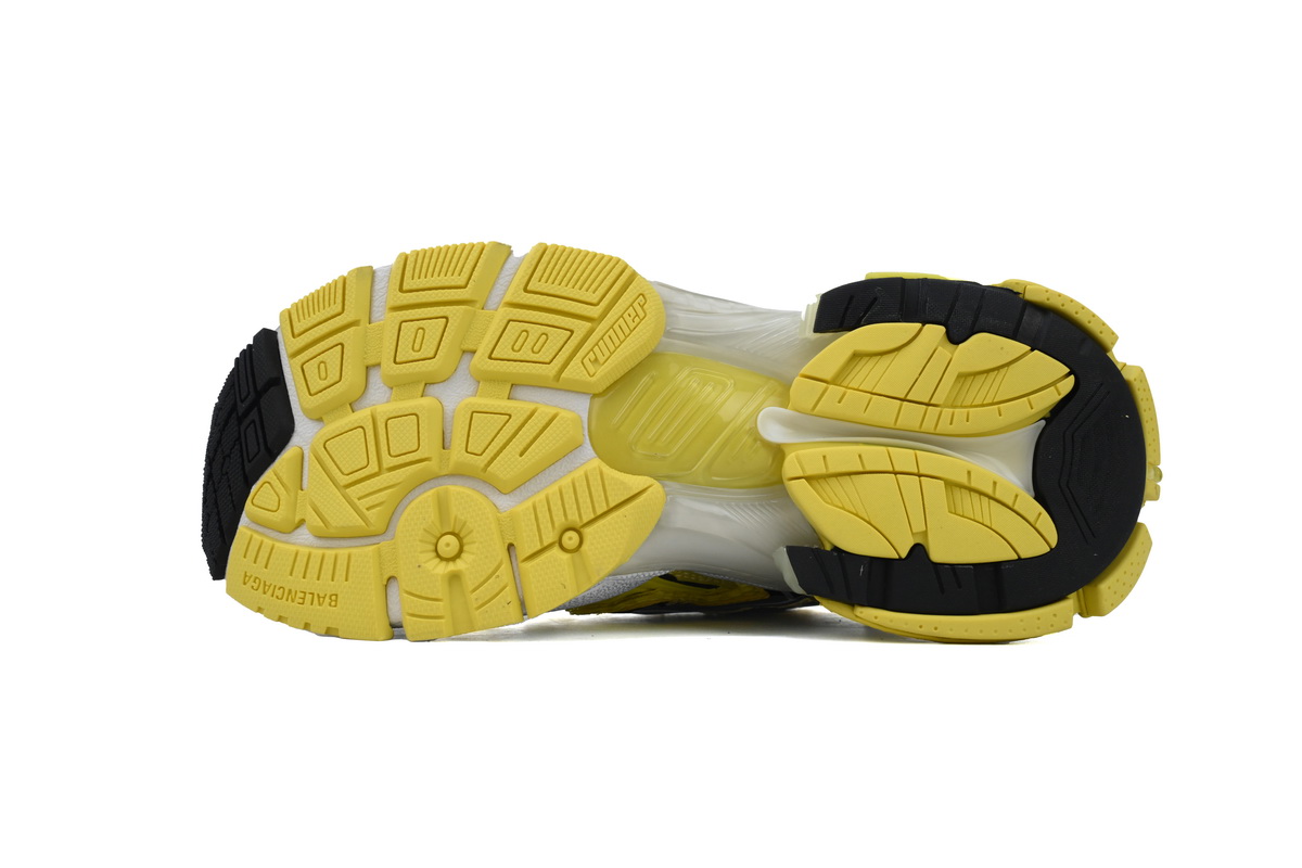 Balenciaga Runner Sneaker Black Yellow 677402 W2RJ5 2006