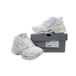 Balenciaga Runner Sneaker White 677402 W3RB1 9000
