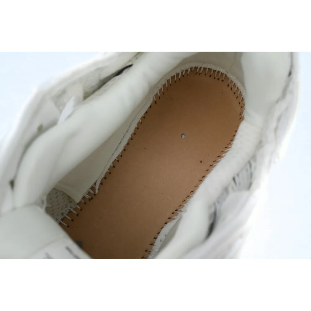 Balenciaga Runner Sneaker White 677402 W3RB1 9000