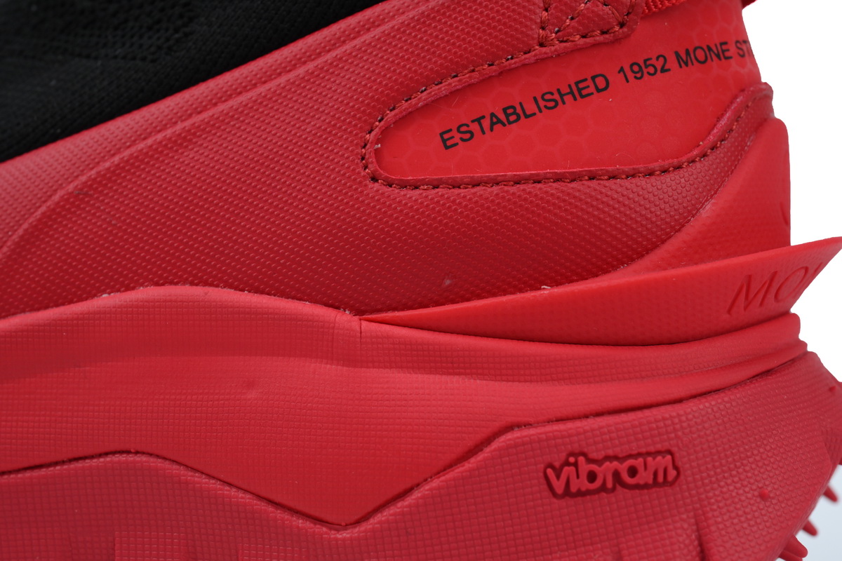 Moncler Trailgrip Leather Sneaker Black And Red J109B4M 00060 M3809P