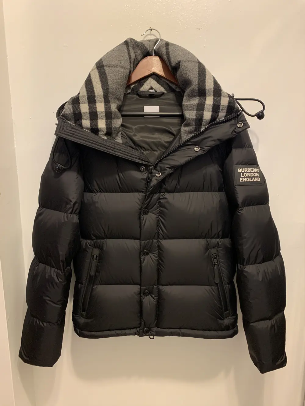 Burberry Hooded Puffer Jacket with Hood