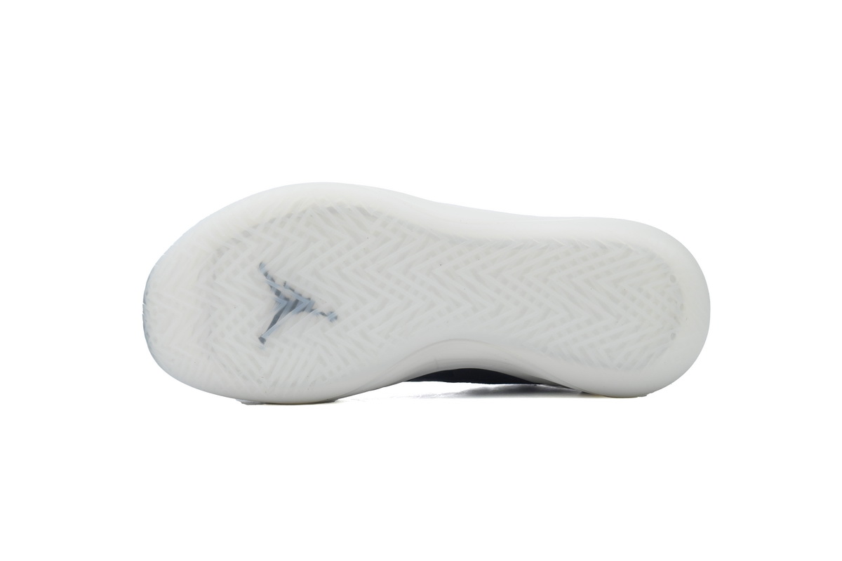 Air Jordan 39 Black and White FQ0213-103