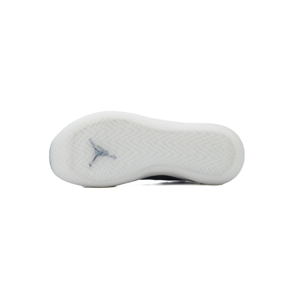 Air Jordan 39 Black and White FQ0213-103