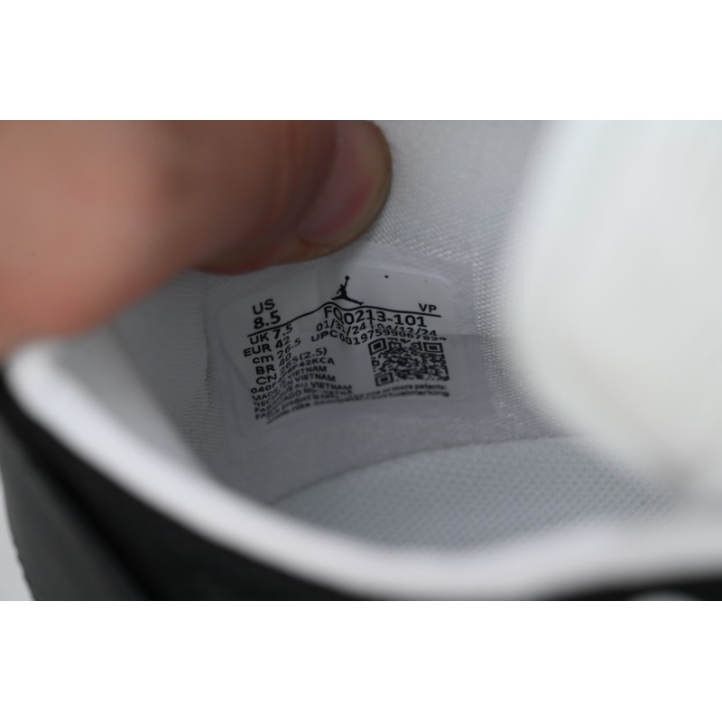 Air Jordan 39 White Black FQ0213-101