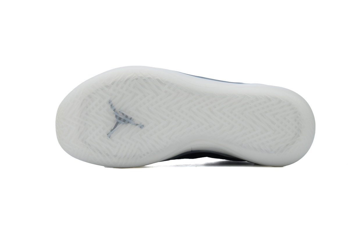 Air Jordan 39 White Black FQ0213-101
