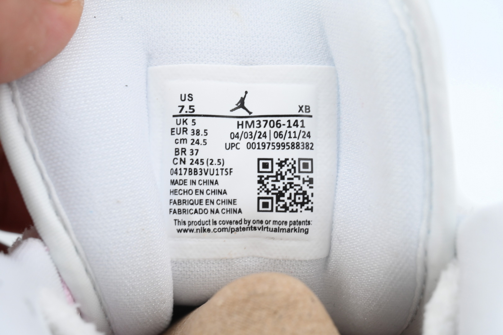 LJR Batch Air Jordan 1 Low SE 'Paw Print' HM3706-141