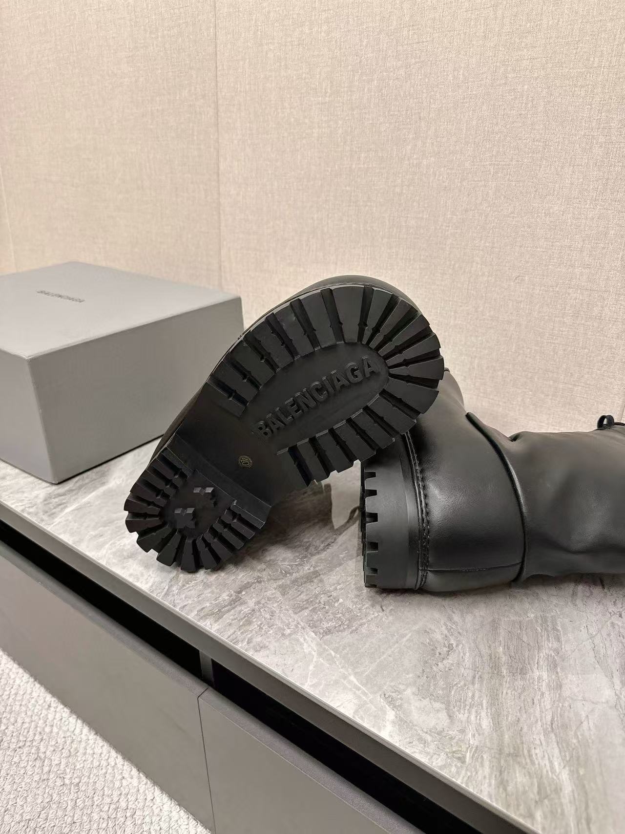 Balenciaga Black Alaska Low Boot PB 241028