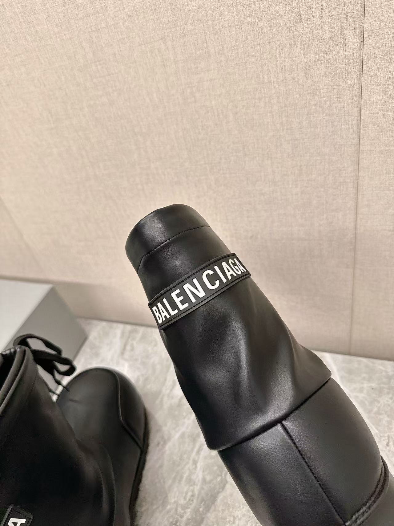 Balenciaga Black Alaska Low Boot PB 241028