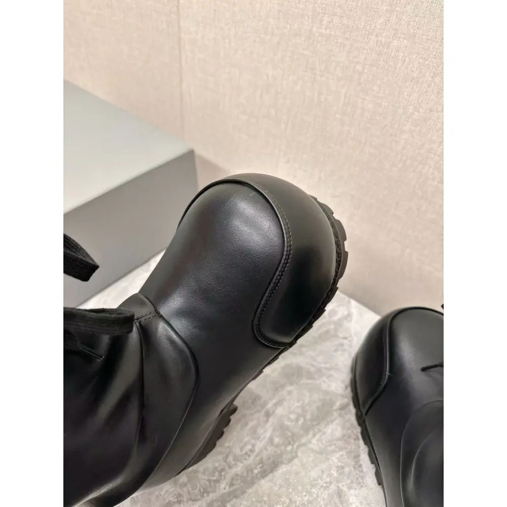 Balenciaga Black Alaska Low Boot PB 241028