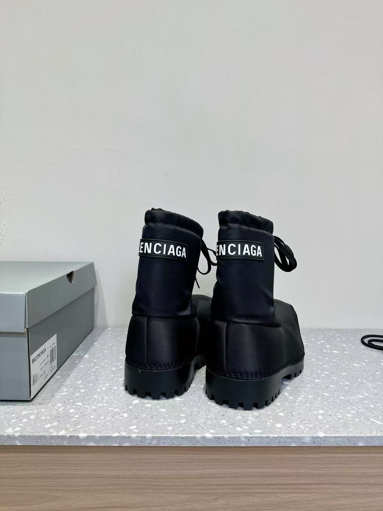Balenciaga Black Alaska Low Nylon Snow Boot PB 241028