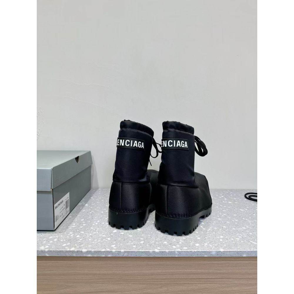 Balenciaga Black Alaska Low Nylon Snow Boot PB 241028