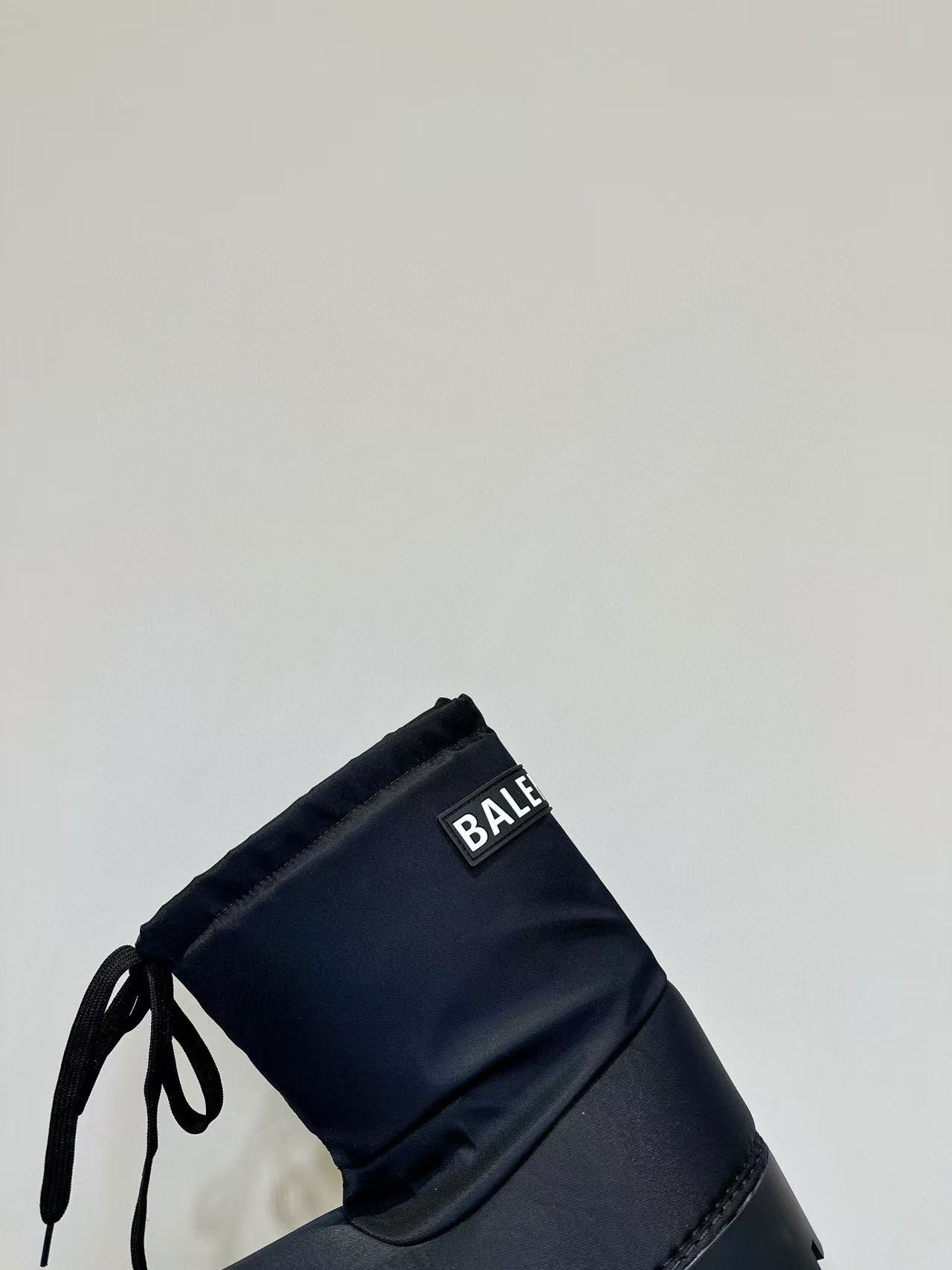 Balenciaga Black Alaska Low Nylon Snow Boot PB 241028