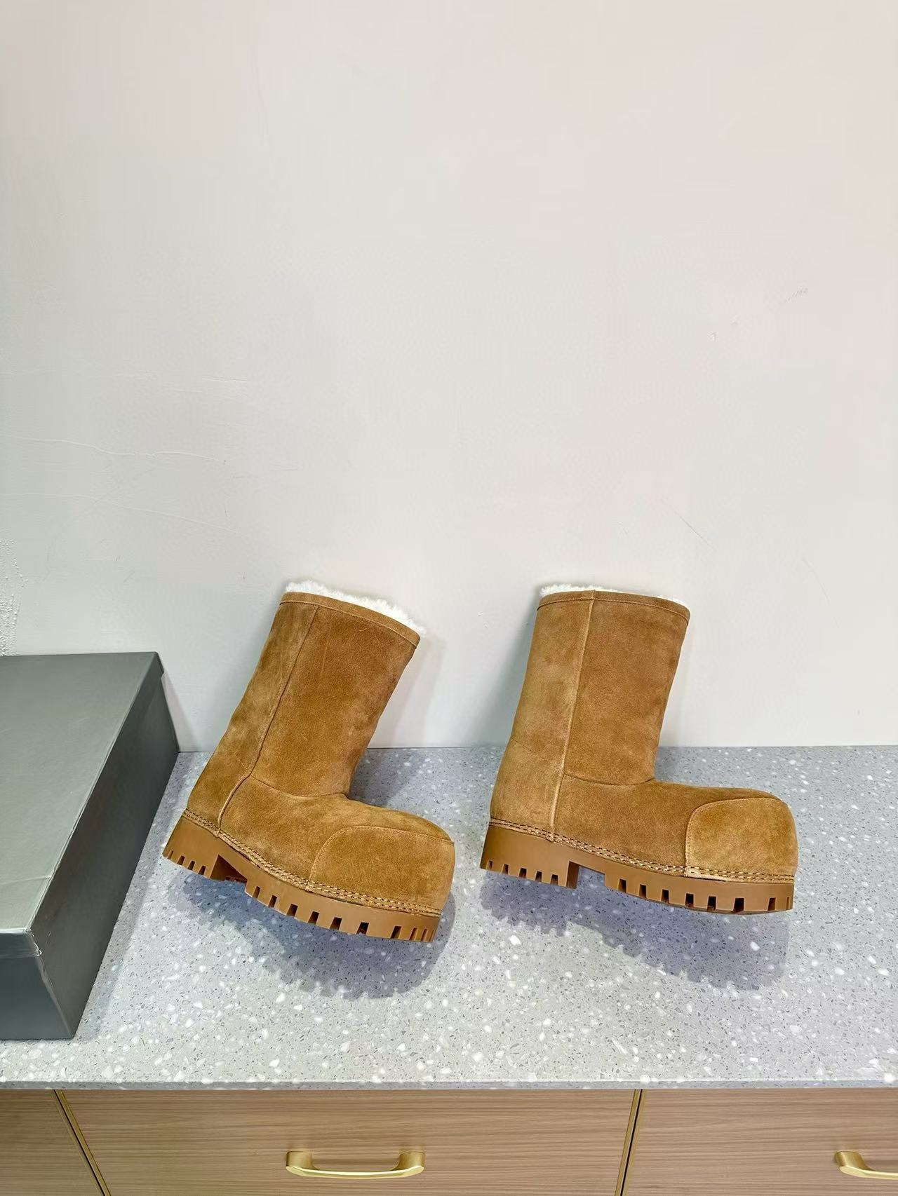 Balenciaga Brown Alaska Low Boot PB 241028