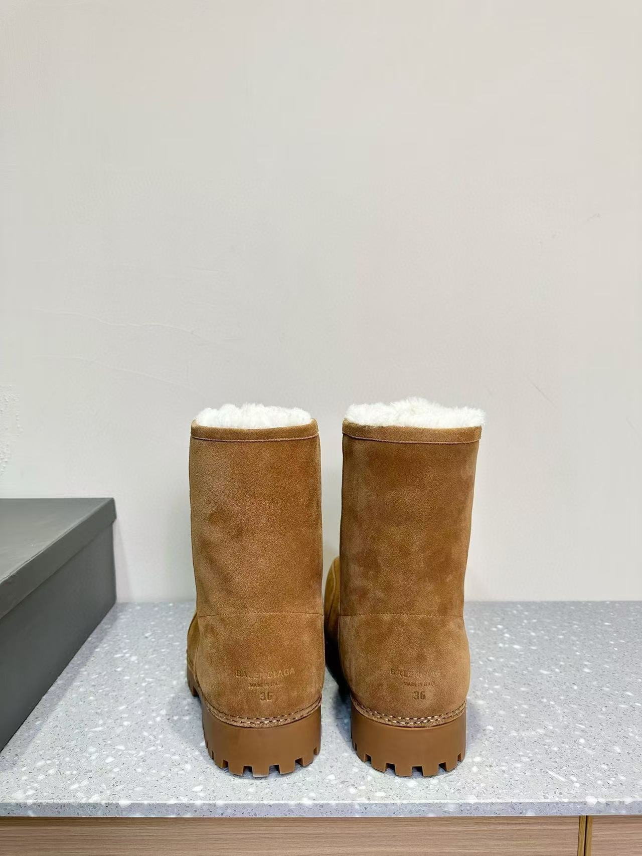 Balenciaga Brown Alaska Low Boot PB 241028