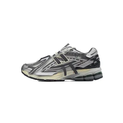 New Balance 1906R Silver Gold Metallic M1906AD 01