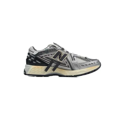 New Balance 1906R Silver Gold Metallic M1906AD 02
