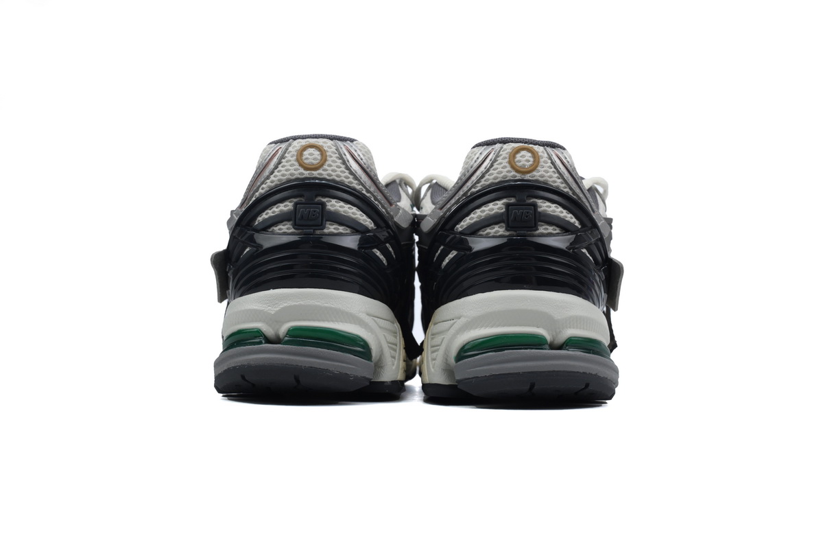 New Balance 1906R Silver Gold Metallic M1906AD