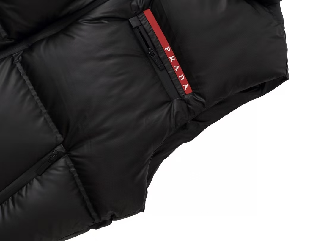 Prada Light Re-Nylon Down Vest YZ241019