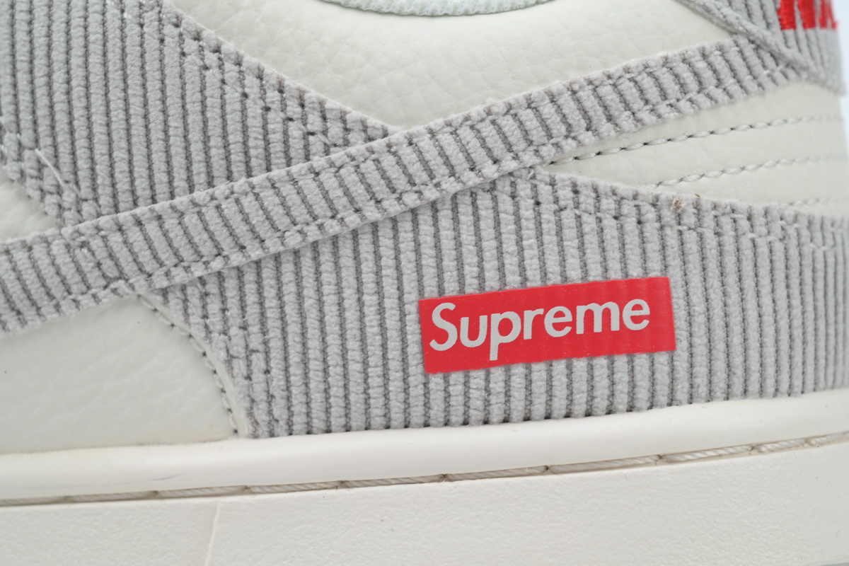 LJR Batch Nike Dunk Low x Supreme White Corduroy Hook FC1688-143