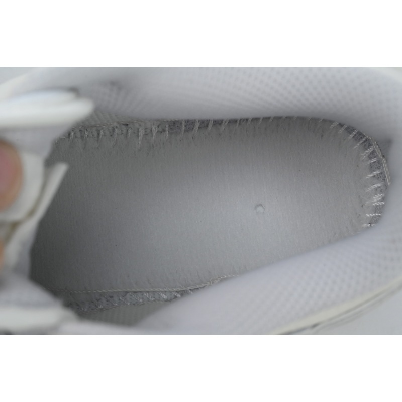 LJR Batch Nike Dunk Low x Undefeated White Grey SF1588-135