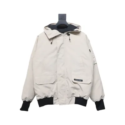Canada Goose Chilliwack Hooded Bomber Jacket White 01