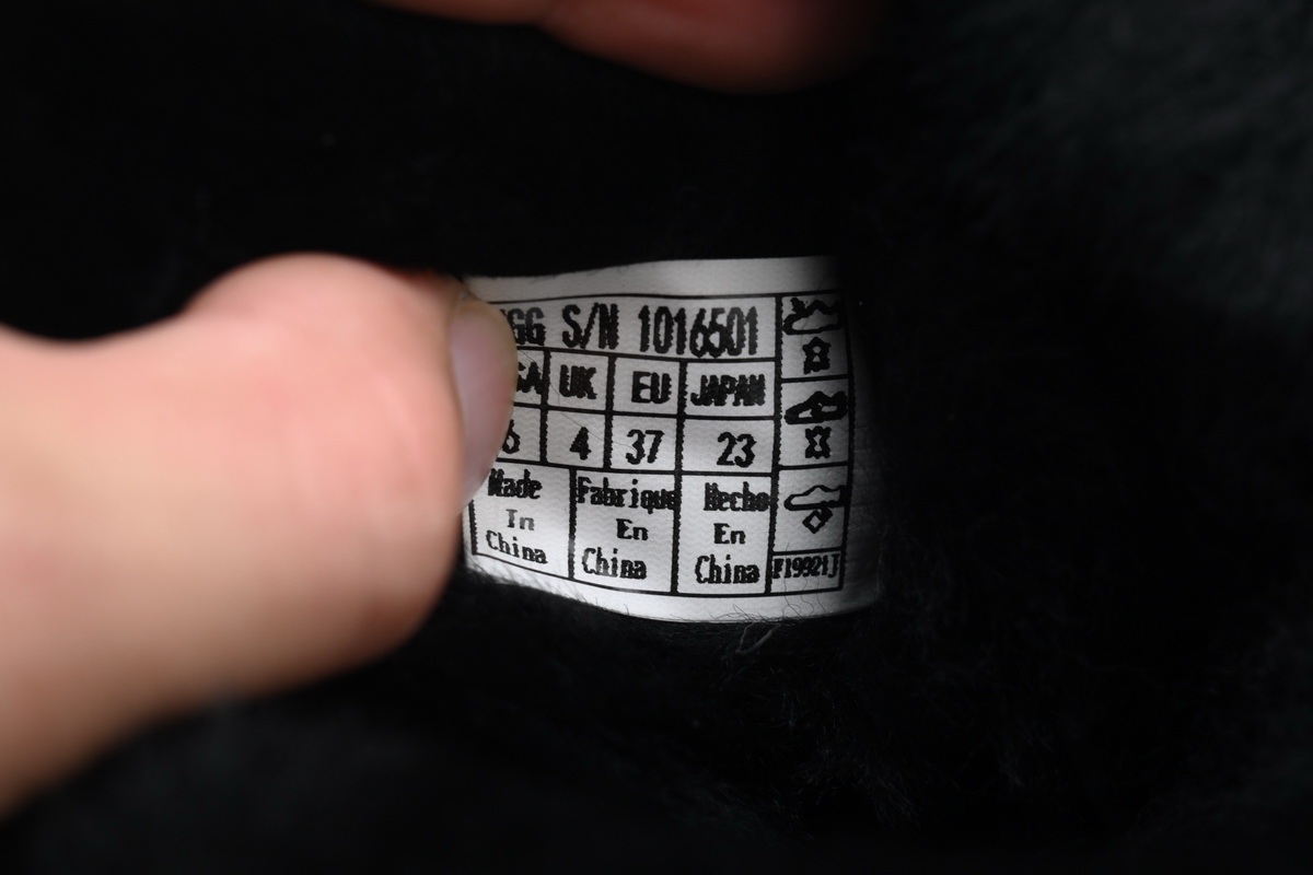 UGG Mini Bailey Bow II Black 1016501