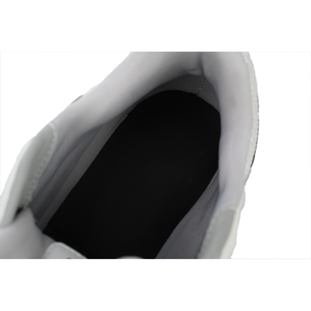 Dior B22 Sneaker White Black CK240810