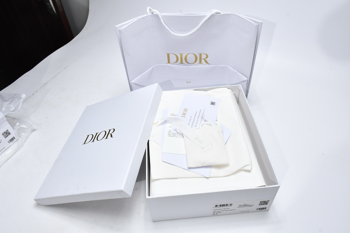 Dior B30 Cream 3SN279ZMA_H161
