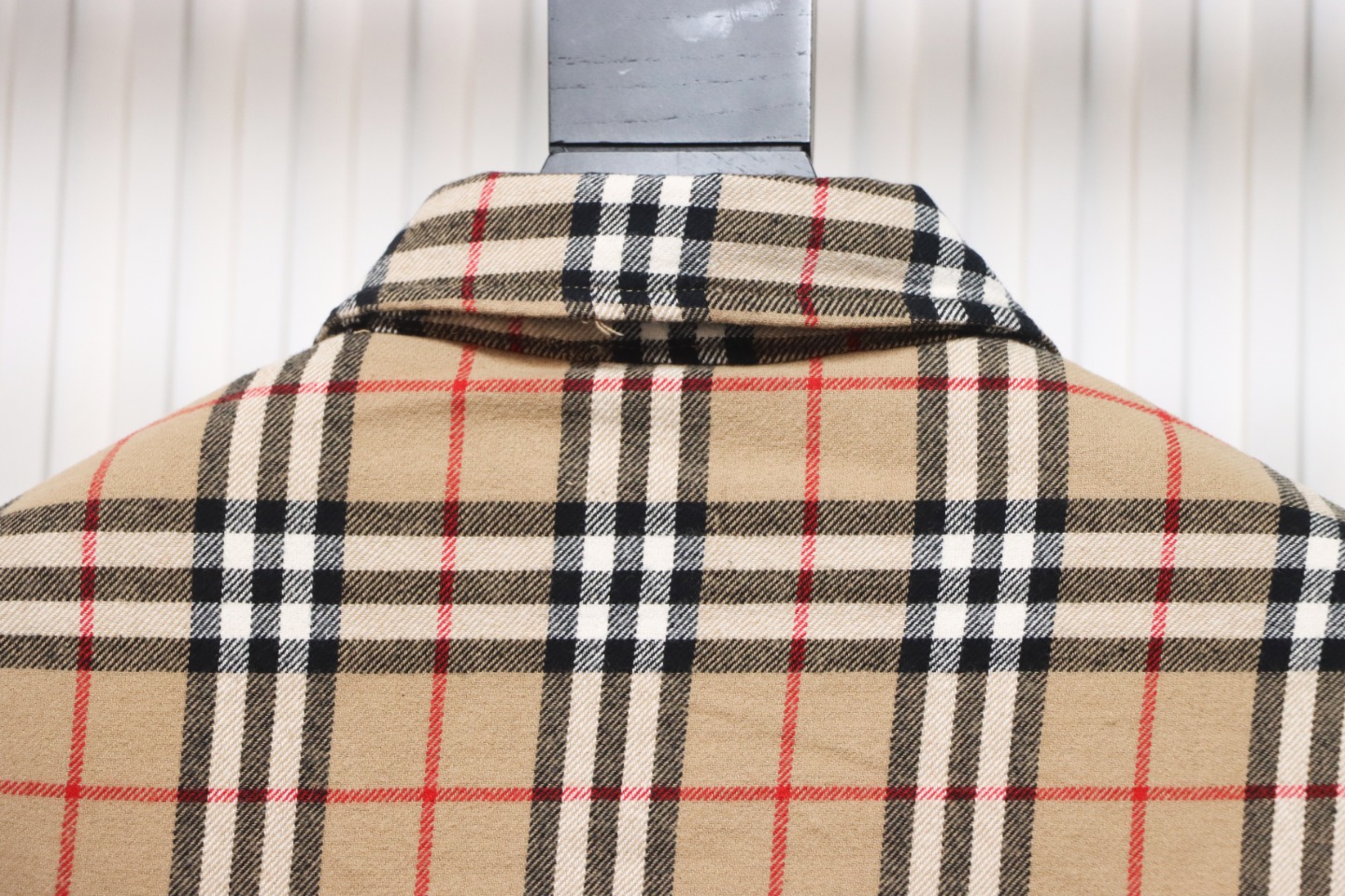 Burberry Calmore Wool Check Shirt Jacket Beige CK 3202023022
