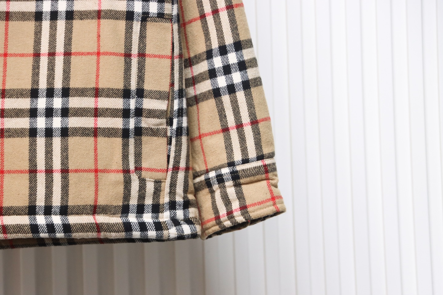 Burberry Calmore Wool Check Shirt Jacket Beige CK 3202023022