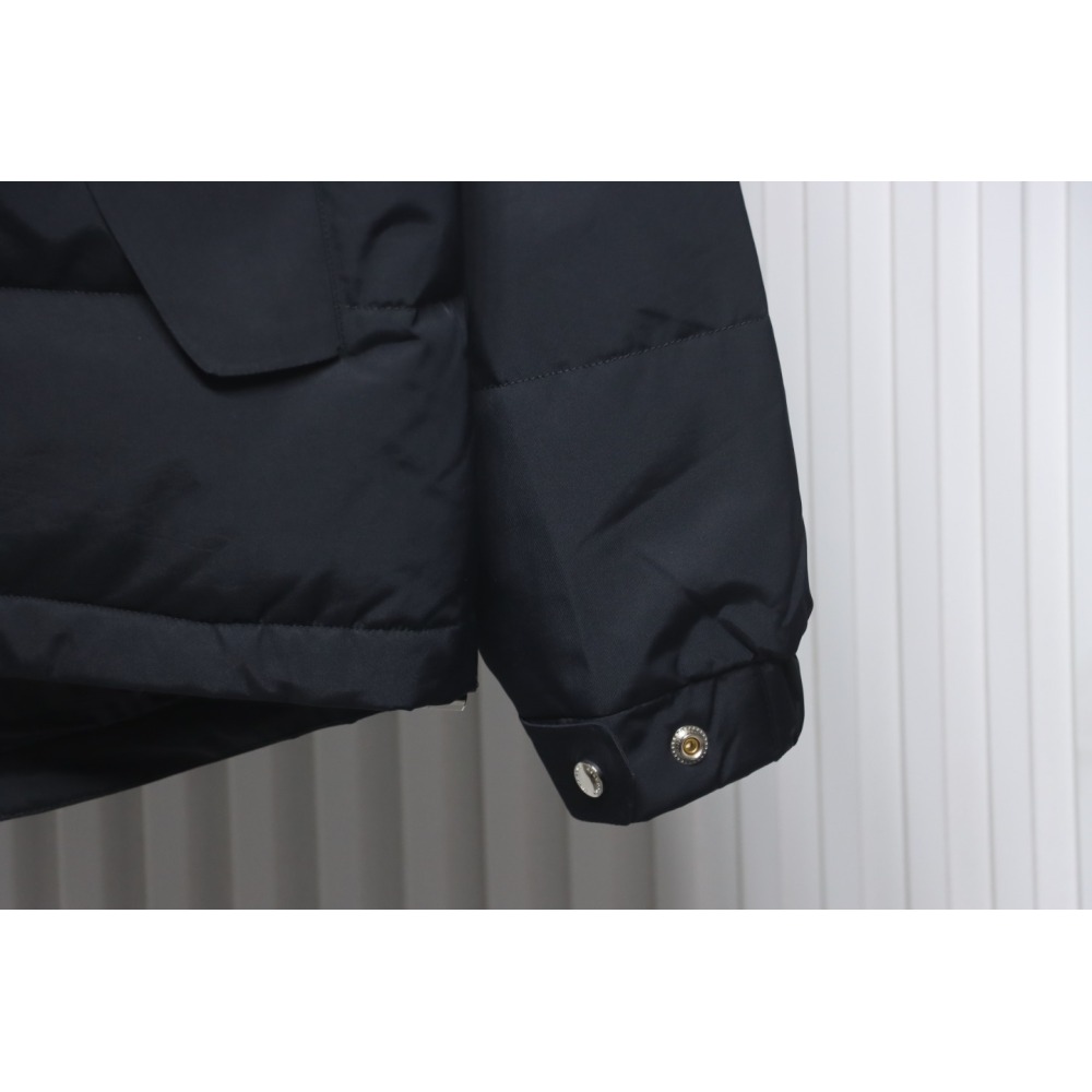 Burberry Embroidered Small Logo Stand Collar Hooded Down Jacket CK22Fw WR6202024050