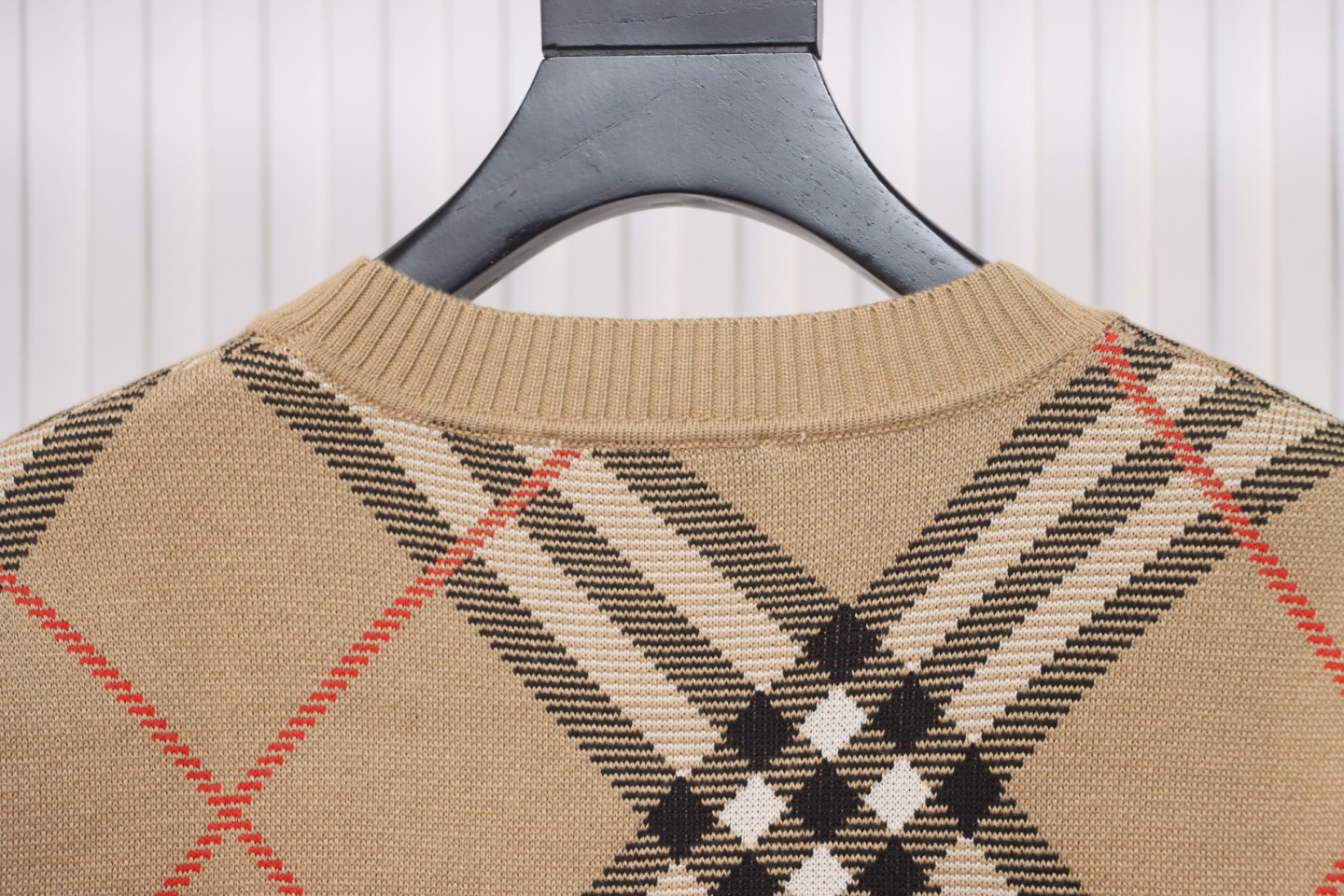 Burberry Check Wool Blend Sweater Sand CK WR3002024018