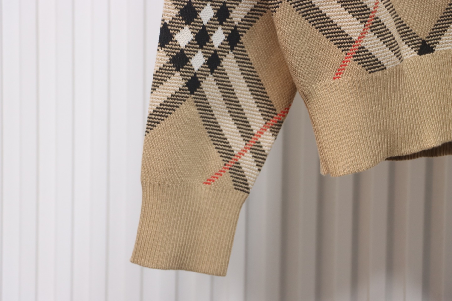 Burberry Check Wool Blend Sweater Sand CK WR3002024018