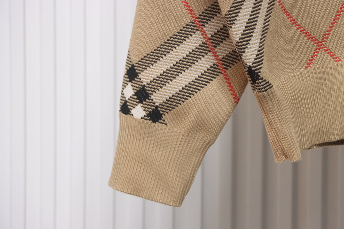 Burberry Check Wool Mohair Blend Cardigan CK WR3202024020