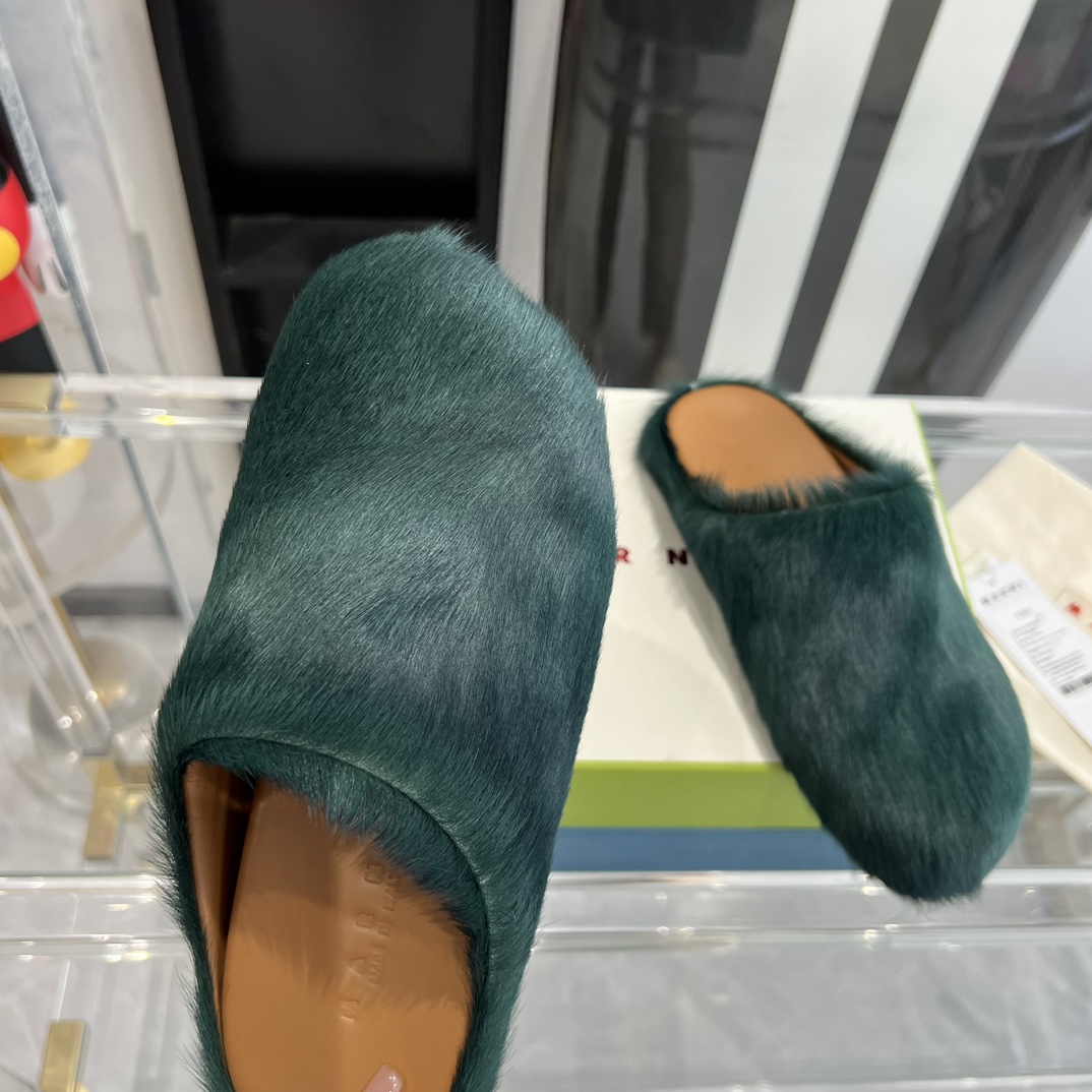 Marni Green LONG-HAIR CALFSKIN FUSSBETT SABOT Slide Green PB SBMS004601P4122