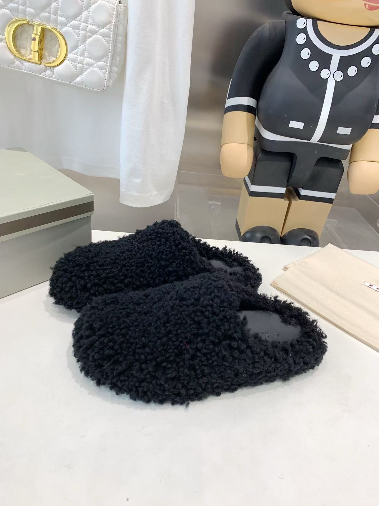 Marni Fussbett Sabot Slide Black PB SBMS004601 LM071 00M24