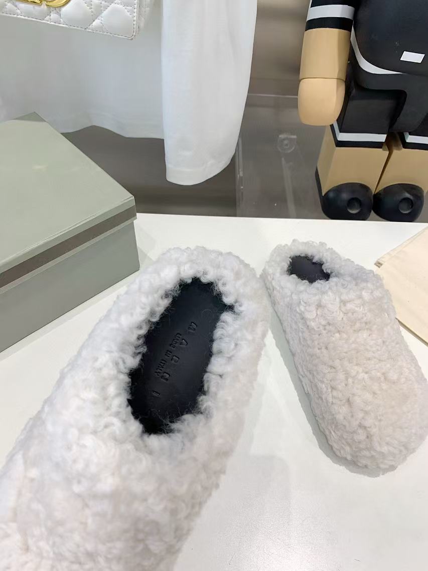 Marni Fussbett Sabot Slide White PB SBMS004601 LM071 00M24