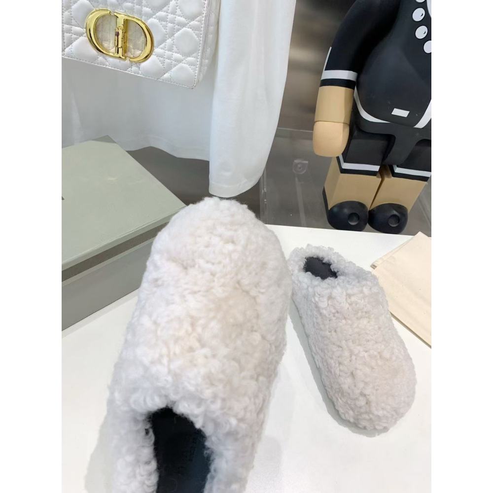 Marni Fussbett Sabot Slide White PB SBMS004601 LM071 00M24
